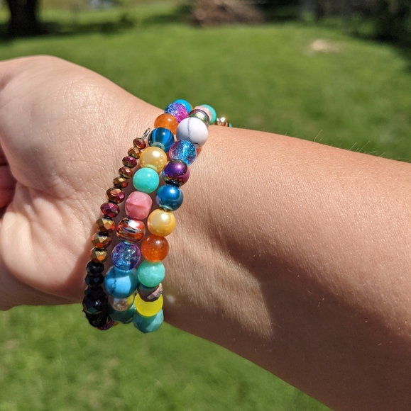 Beaded Bracelet Handmade Glass Rondelles Beads Artisan Colorful Sparkly Cute - Picture 12 of 14